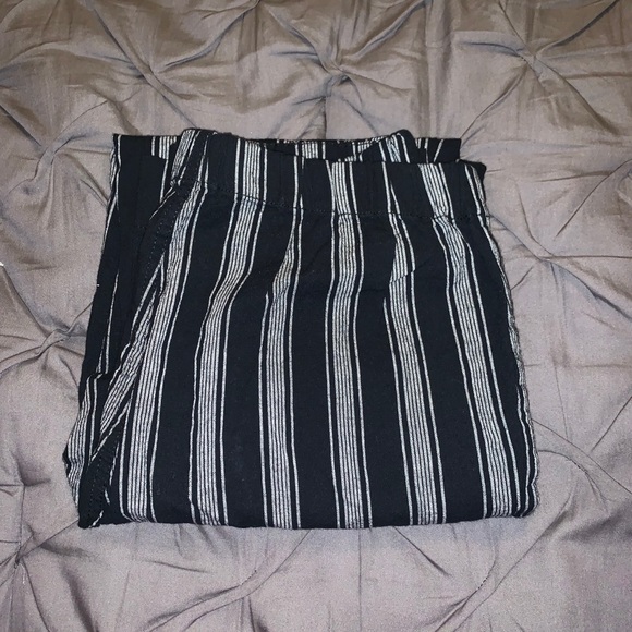 Brandy Melville Pants - Brandy Melville pants